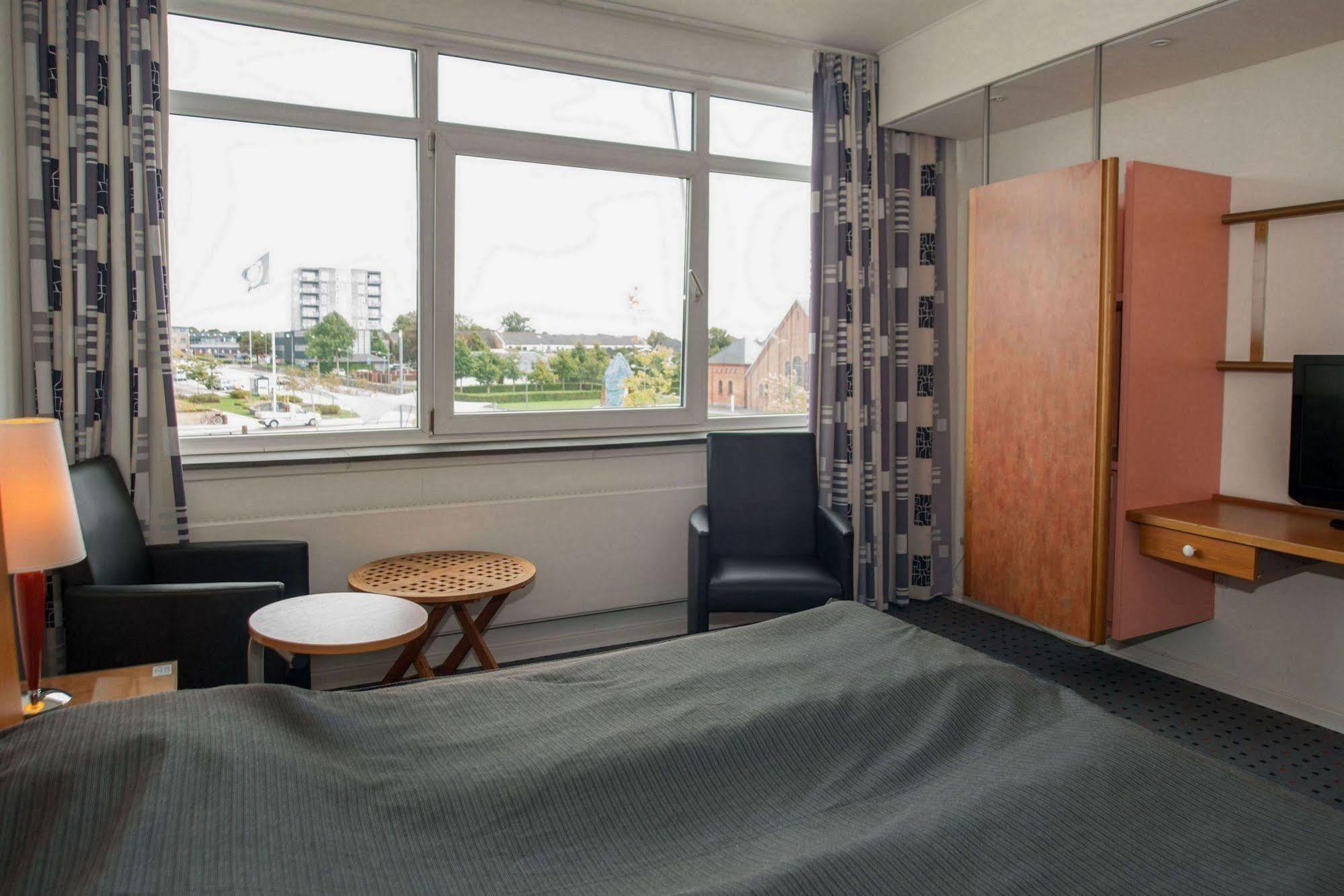 Hotel Medi Ikast Luaran gambar